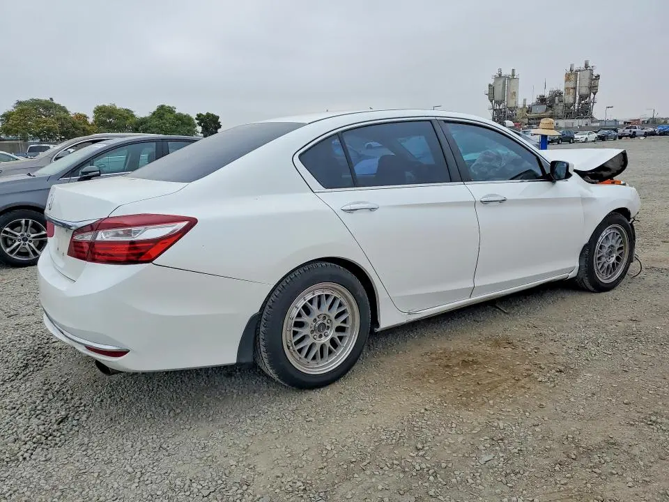 2017 HONDA ACCORD LX  