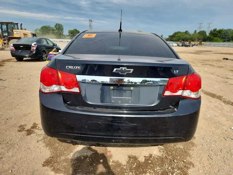 2013 CHEVROLET CRUZE LT  