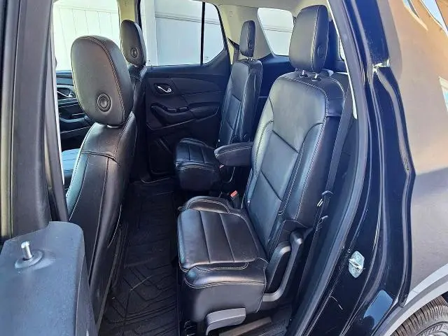 2018 CHEVROLET TRAVERSE LT  