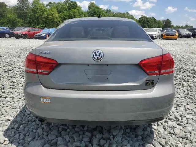 2013 VOLKSWAGEN PASSAT S