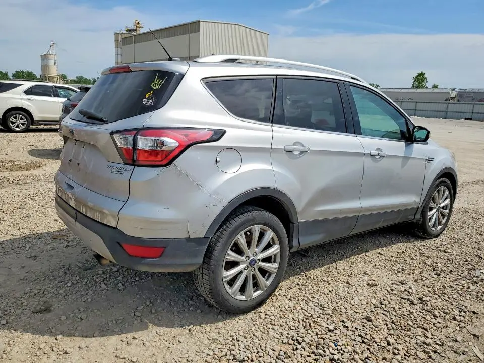 2017 FORD ESCAPE TITANIUM  