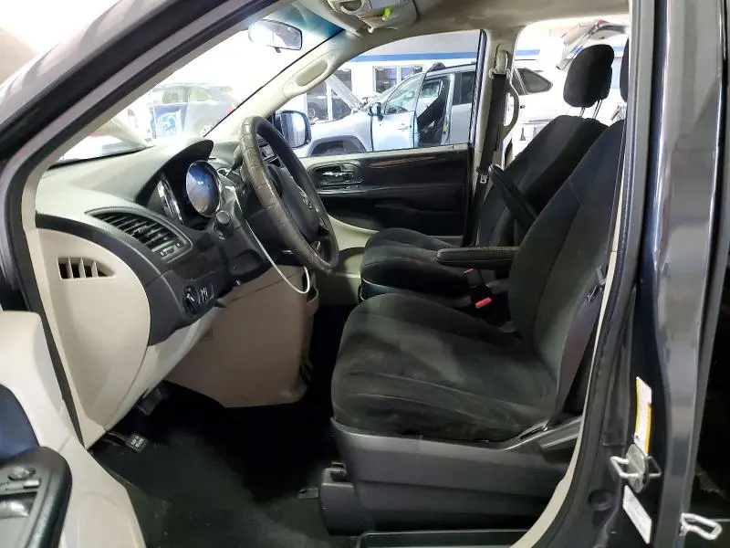 2012 DODGE GRAND CARAVAN SE  