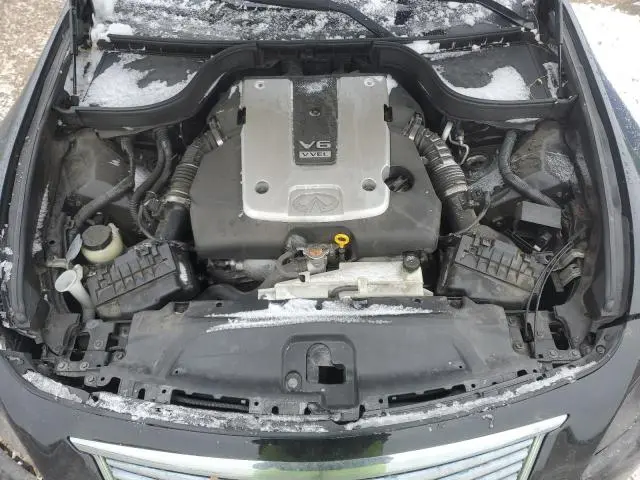 2011 INFINITI G37   