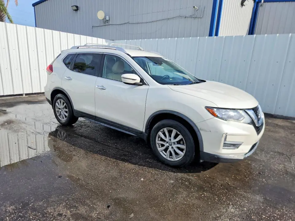 2019 NISSAN ROGUE SV  