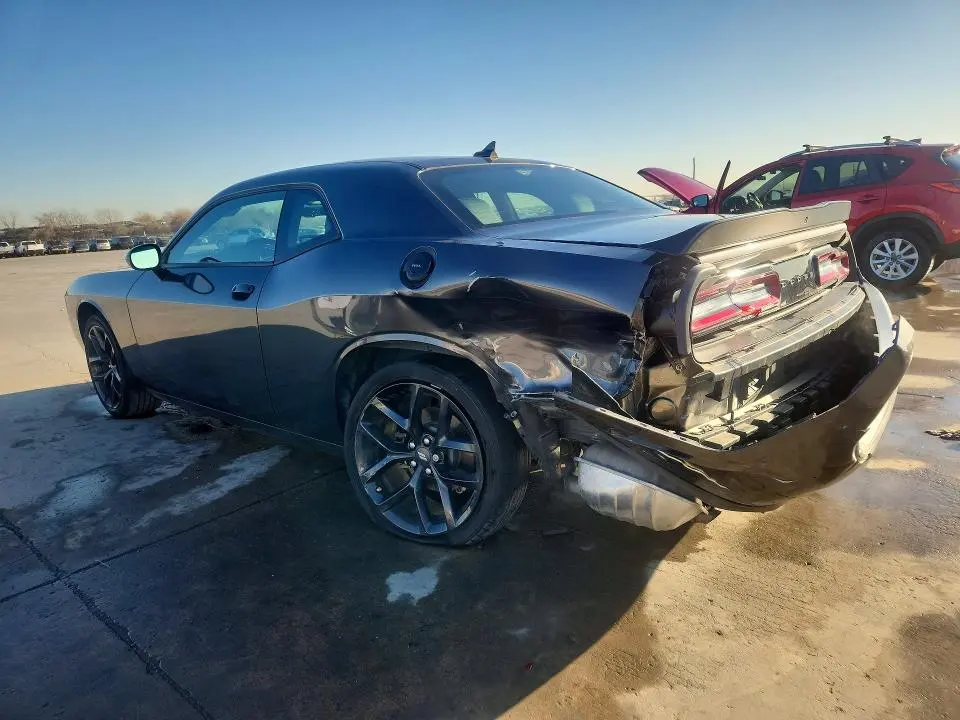 2022 DODGE CHALLENGER SXT  