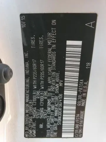 2015 TOYOTA SIENNA LE  