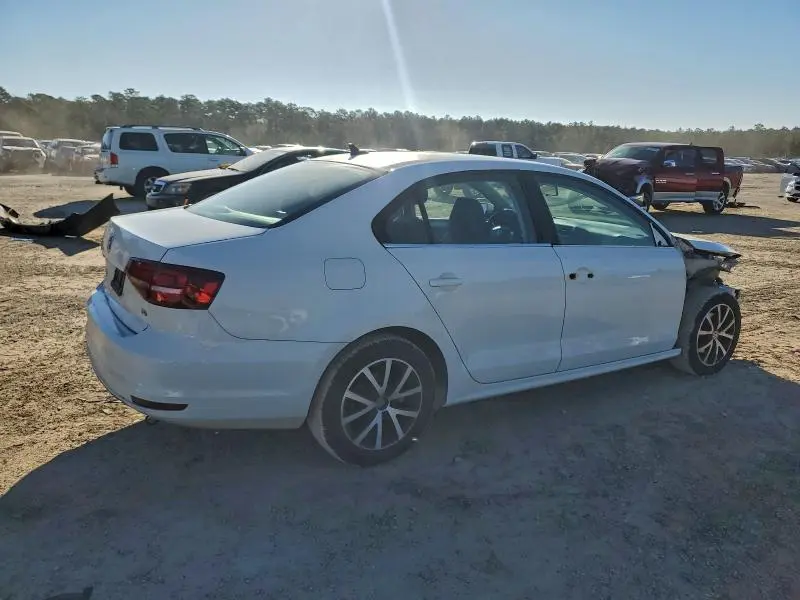 2017 VOLKSWAGEN JETTA SE  