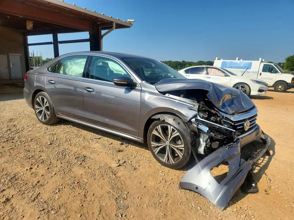 2020 VOLKSWAGEN PASSAT SEL  