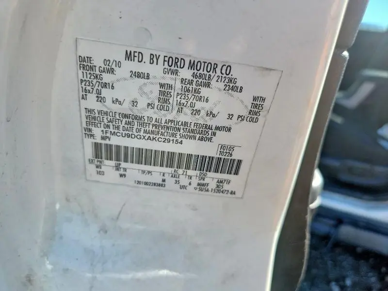 2010 FORD ESCAPE XLT  