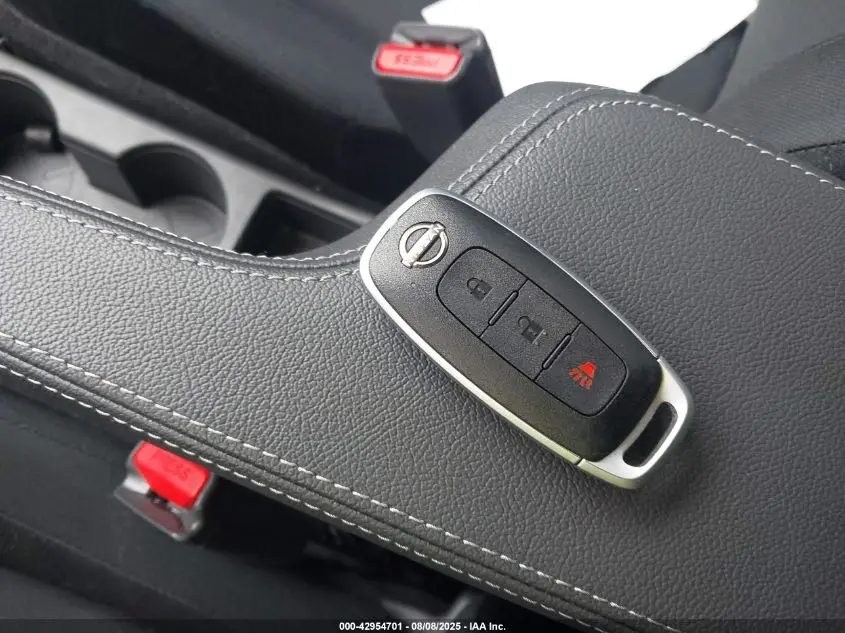 2024 NISSAN KICKS S XTRONIC CVT