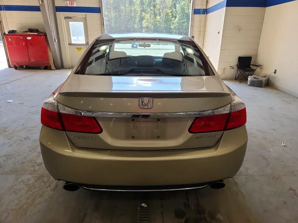 2013 HONDA ACCORD SPORT  