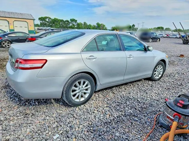 2010 TOYOTA CAMRY XLE V6  