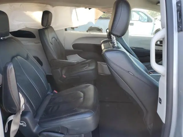 2017 CHRYSLER PACIFICA TOURING L PLUS  