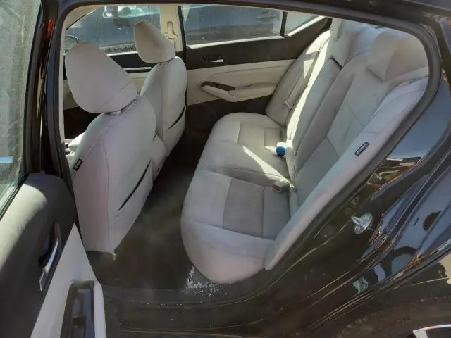 2021 NISSAN ALTIMA SV  