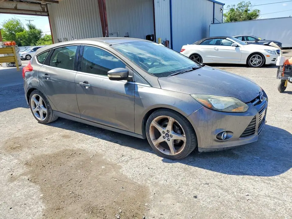 2012 FORD FOCUS TITANIUM  