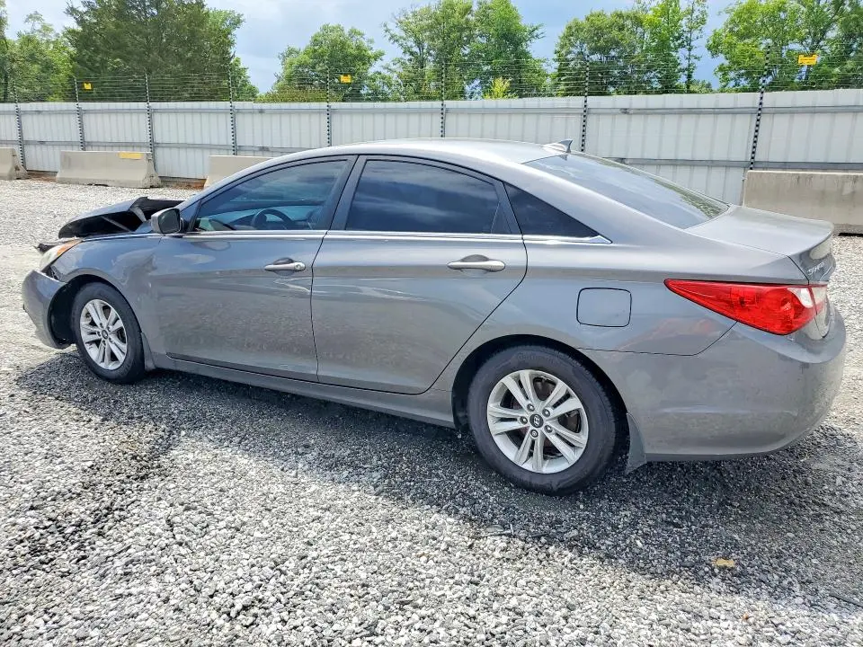 2013 HYUNDAI SONATA GLS  