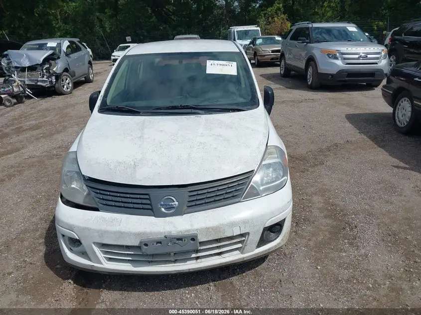 2011 NISSAN VERSA 1.6