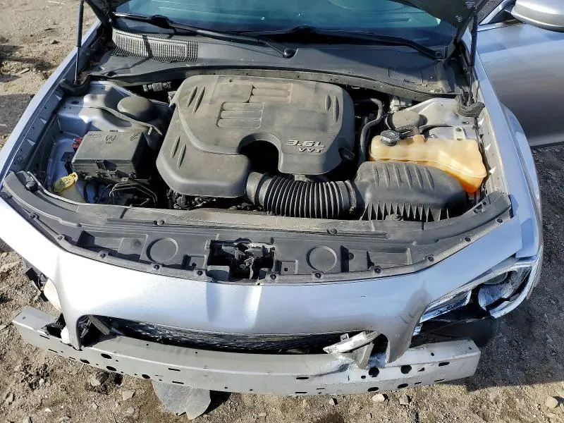 2016 CHRYSLER 300 LIMITED  