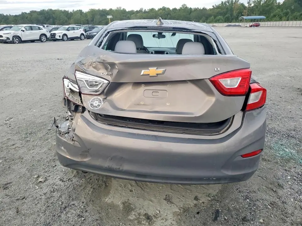 2019 CHEVROLET CRUZE LT  