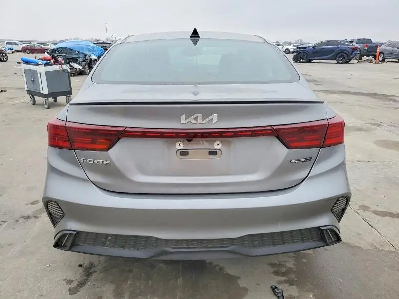 2023 KIA FORTE GT LINE  
