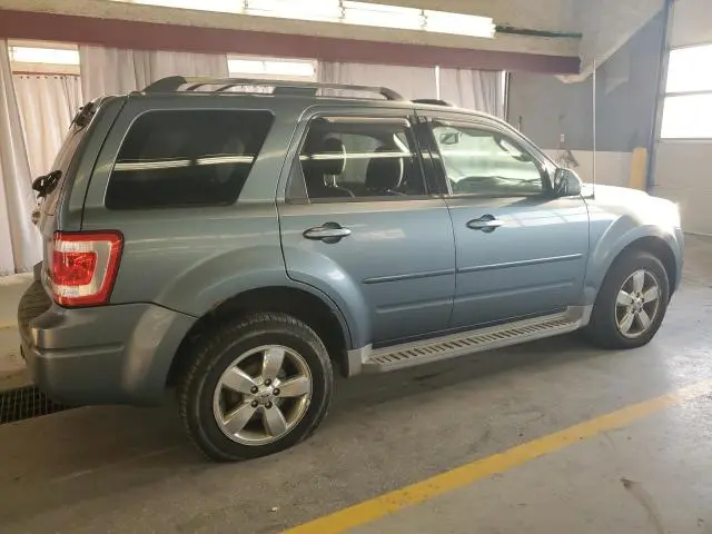2010 FORD ESCAPE LIMITED  