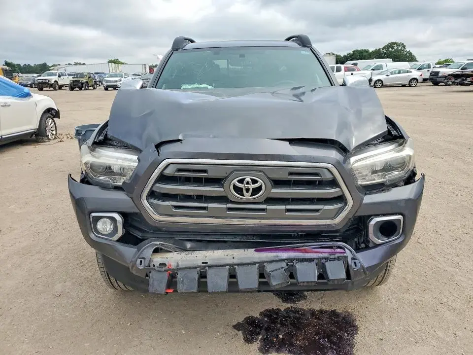 2017 TOYOTA TACOMA LIMITED  