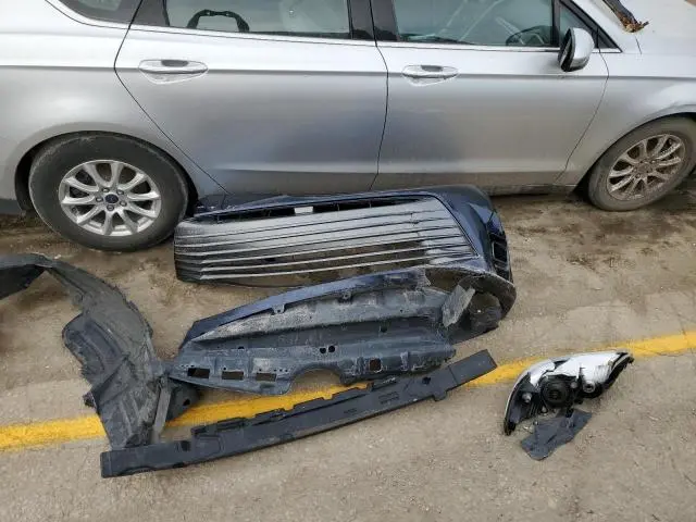 2019 TOYOTA SIENNA XLE  