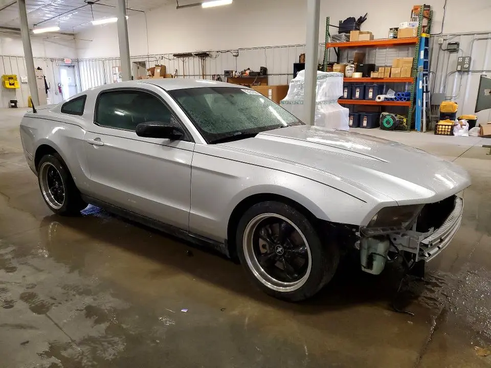 2011 FORD MUSTANG   