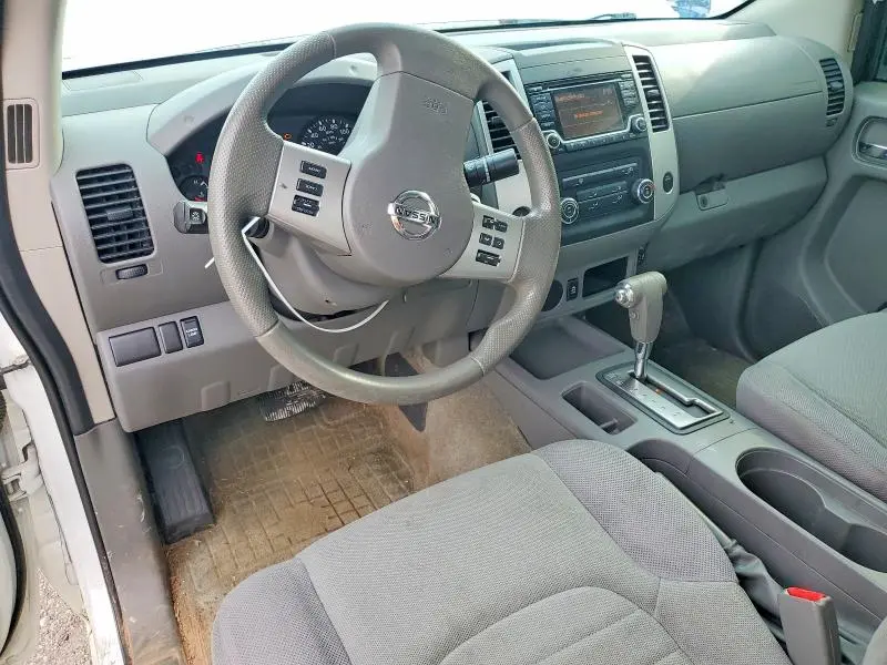 2017 NISSAN FRONTIER S  