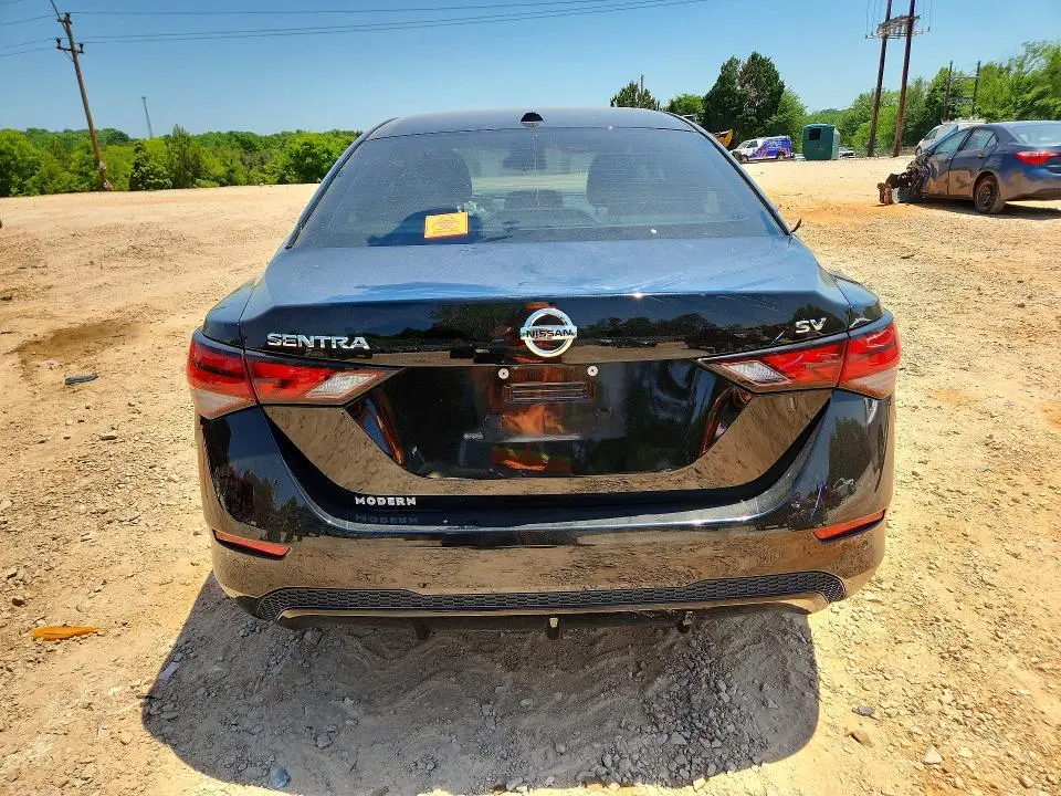 2020 NISSAN SENTRA SV  