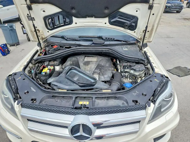 2014 MERCEDES-BENZ GL 550 4MATIC  