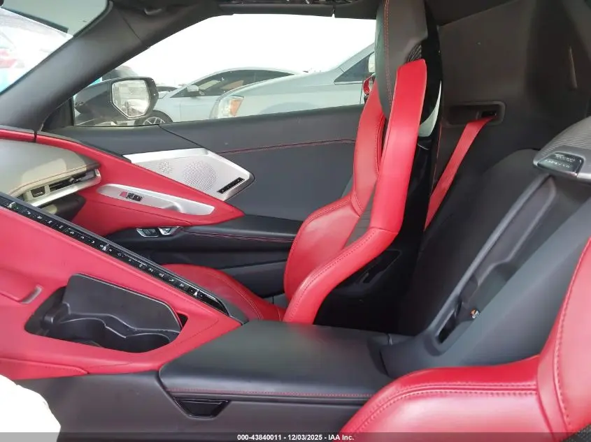 2024 CHEVROLET CORVETTE STINGRAY RWD  2LT