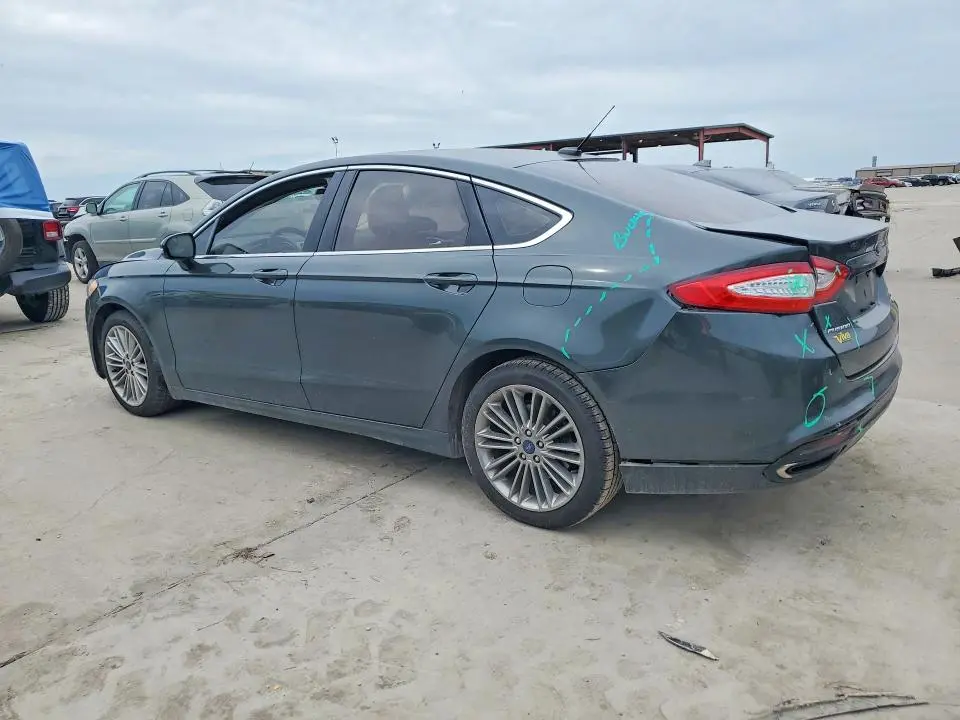 2015 FORD FUSION SE  