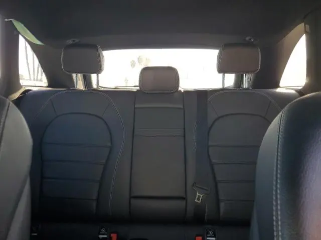 2019 MERCEDES-BENZ GLC 300  