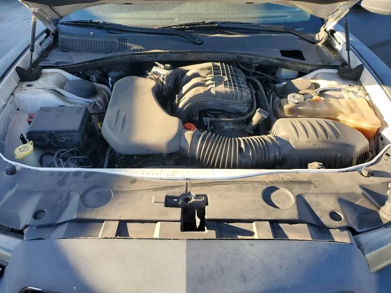 2012 DODGE CHARGER SE  