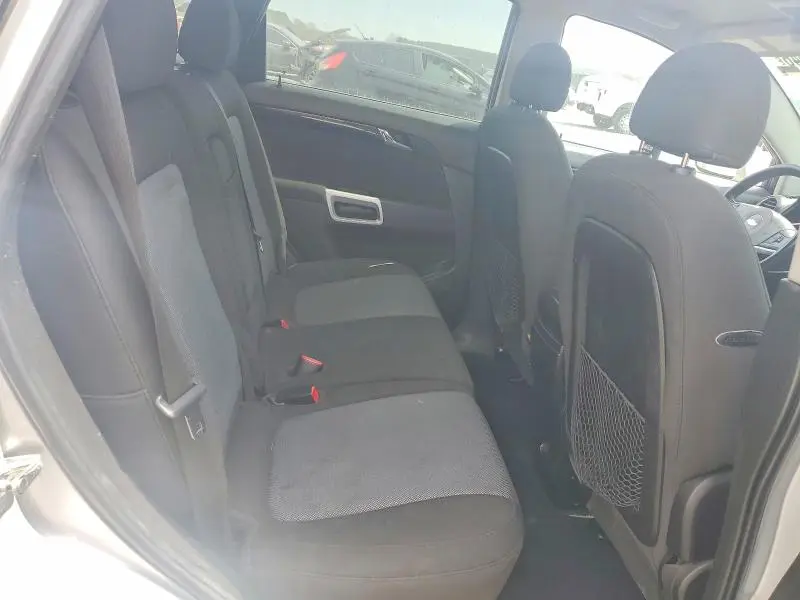 2014 CHEVROLET CAPTIVA LT  