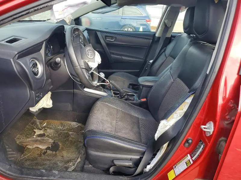 2017 TOYOTA COROLLA SE  