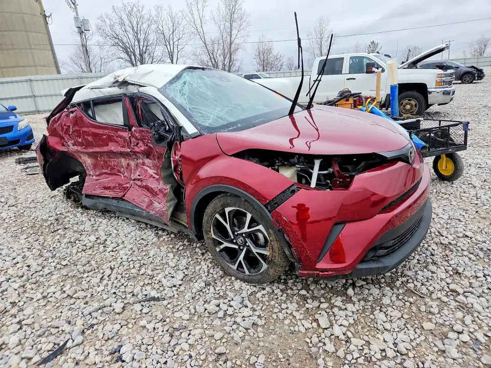 2018 TOYOTA C-HR XLE  