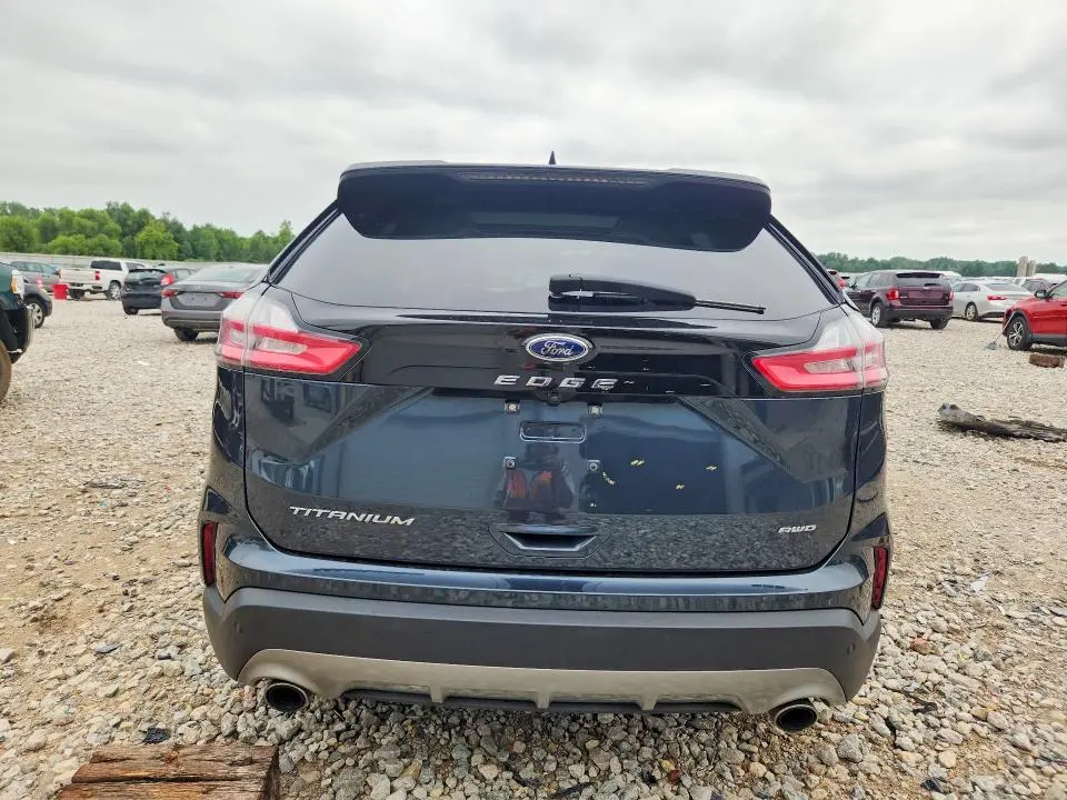 2022 FORD EDGE TITANIUM  
