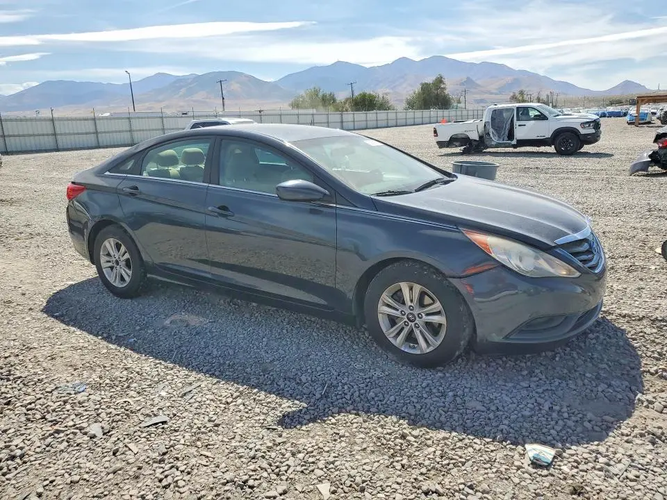 2011 HYUNDAI SONATA GLS  