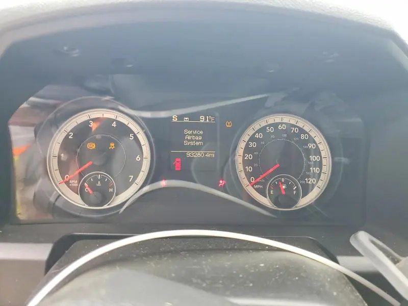 2013 RAM 1500 SLT  