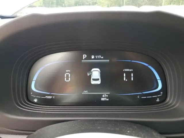 2025 HYUNDAI VENUE SE  