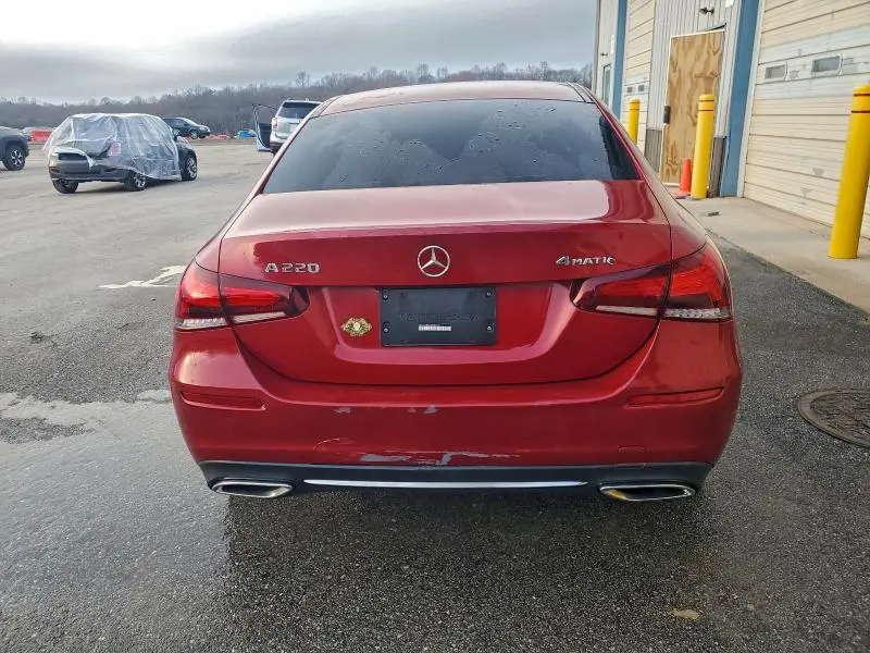 2021 MERCEDES-BENZ A 220 4MATIC  