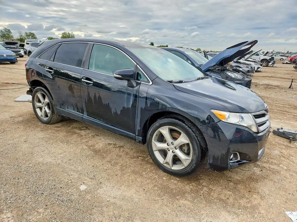 2014 TOYOTA VENZA XLE  