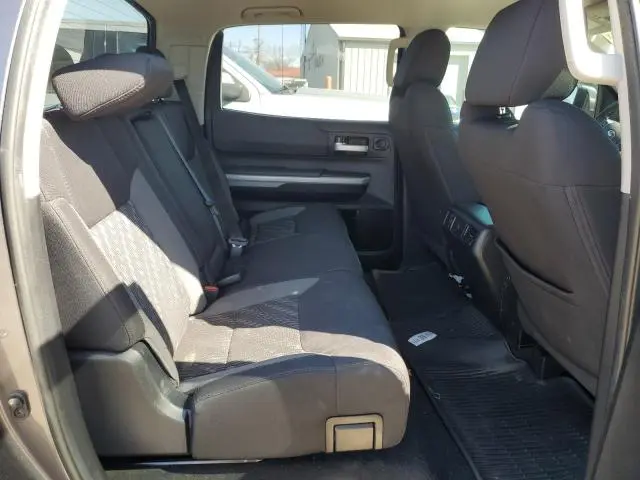 2019 TOYOTA TUNDRA CREWMAX SR5