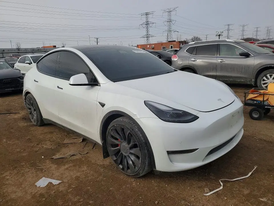 2022 TESLA MODEL Y   