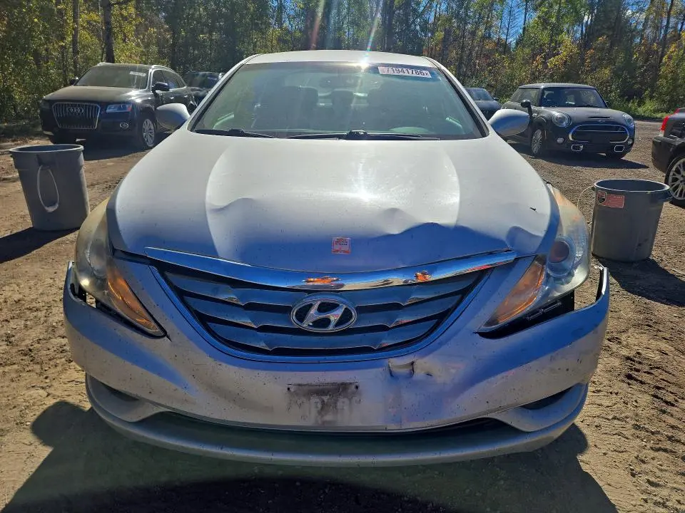 2011 HYUNDAI SONATA GLS  