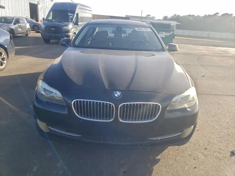 2011 BMW 528 I  