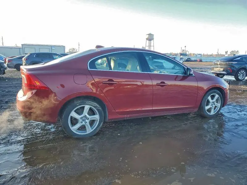 2012 VOLVO S60 T5  
