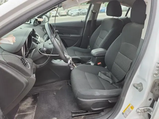 2012 CHEVROLET CRUZE LT  